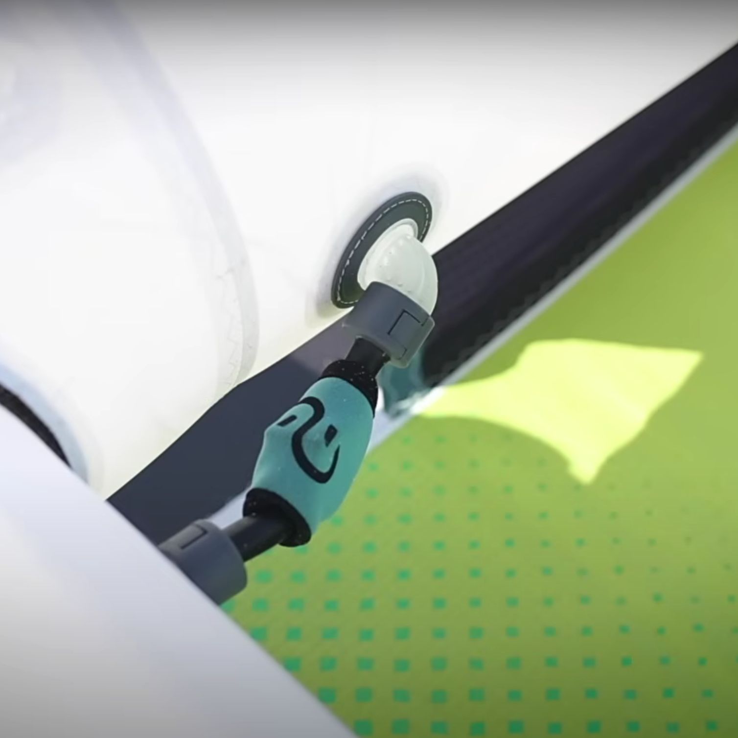 Détail one pump de l’aile wingfoil ELEVEIGHT WFS V6