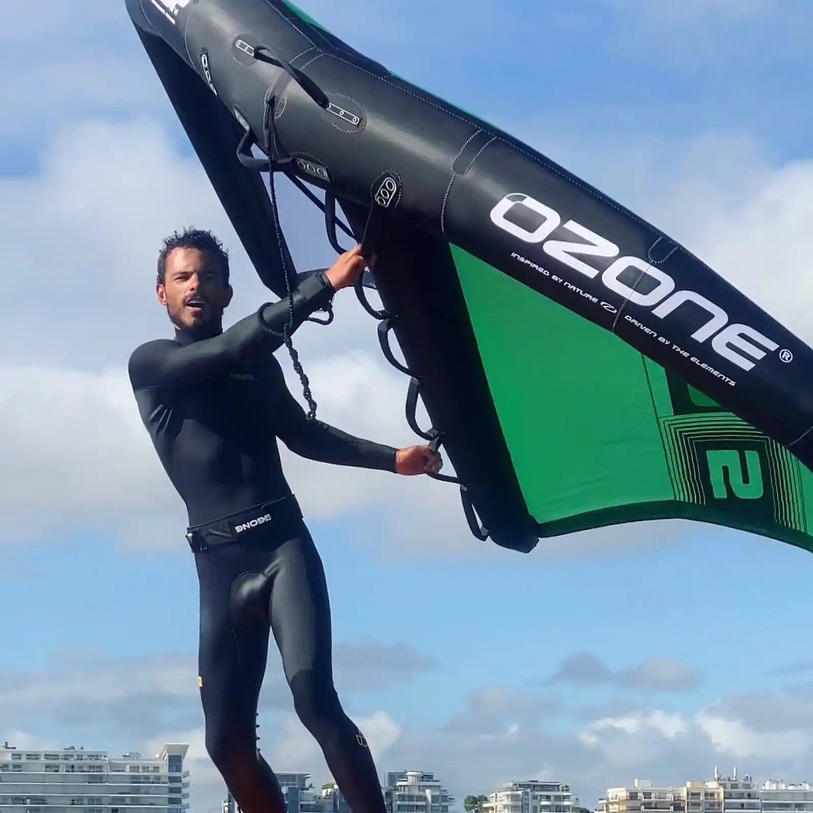 Cours de wingfoil avec Ki Wind à La Baule